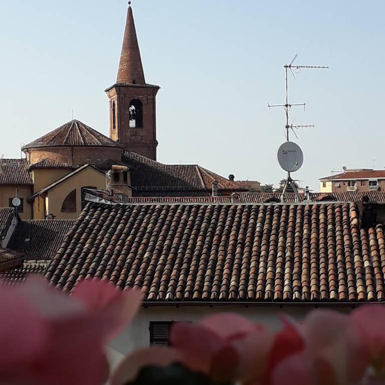 La Casa Sui Tetti Bed & Breakfast Novi Ligure Eksteriør bilde